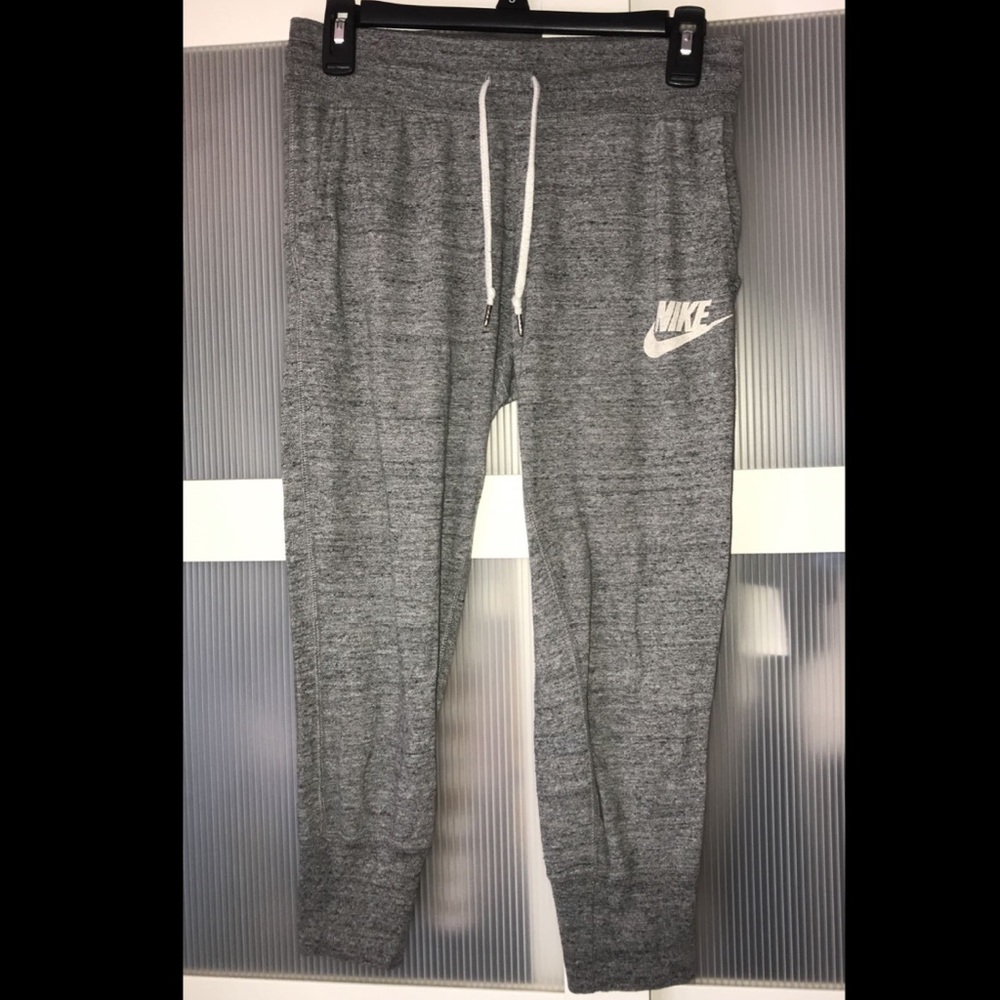 gray nike joggers